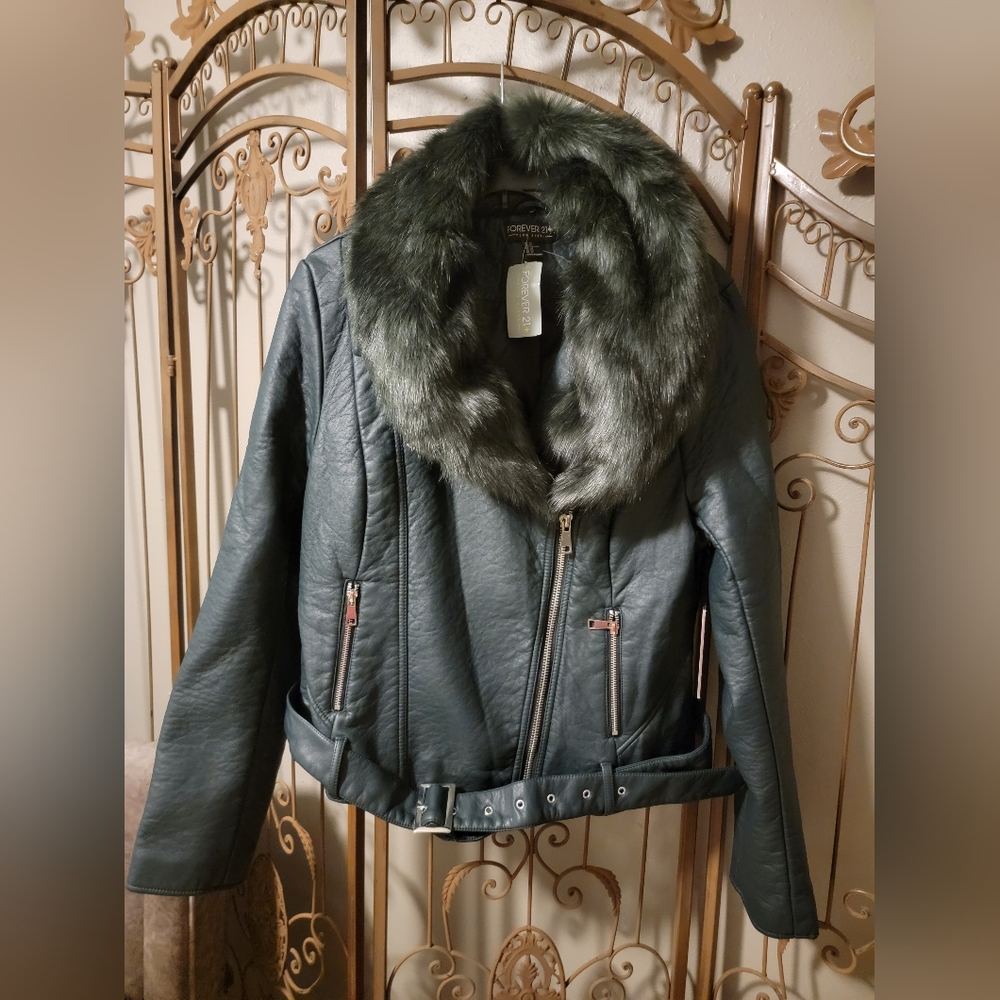 Forever 21 Bomber Jacket w/ Fur